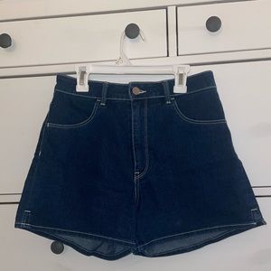 High Waisted H and M Jean shorts (H&M)
